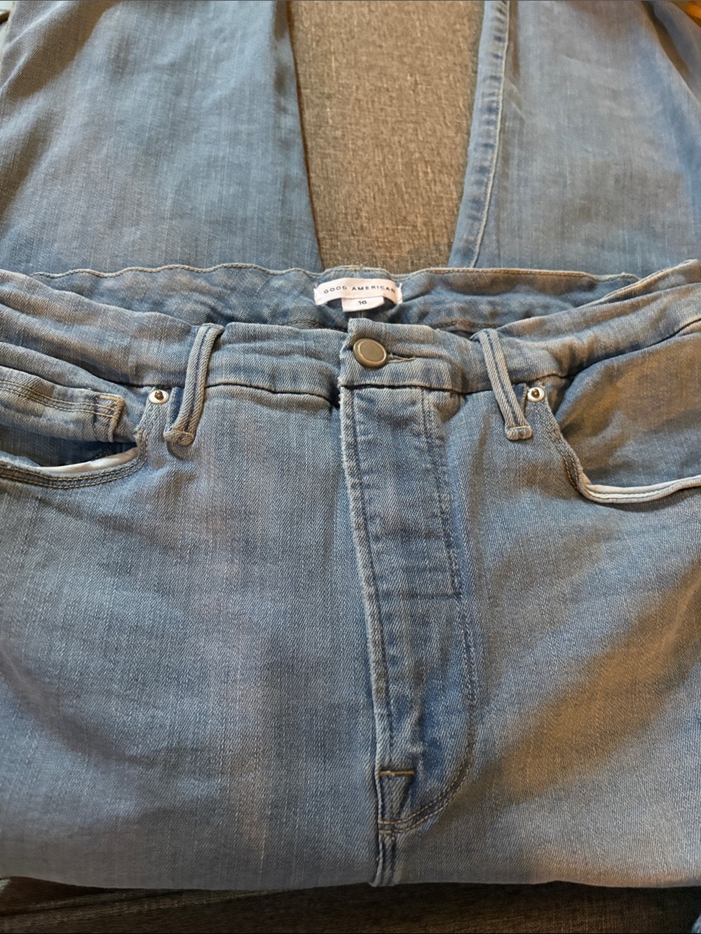 Good American Light Blue slim Jeans